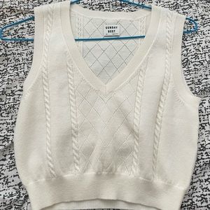Aritzia Sunday Best Quinn Vest